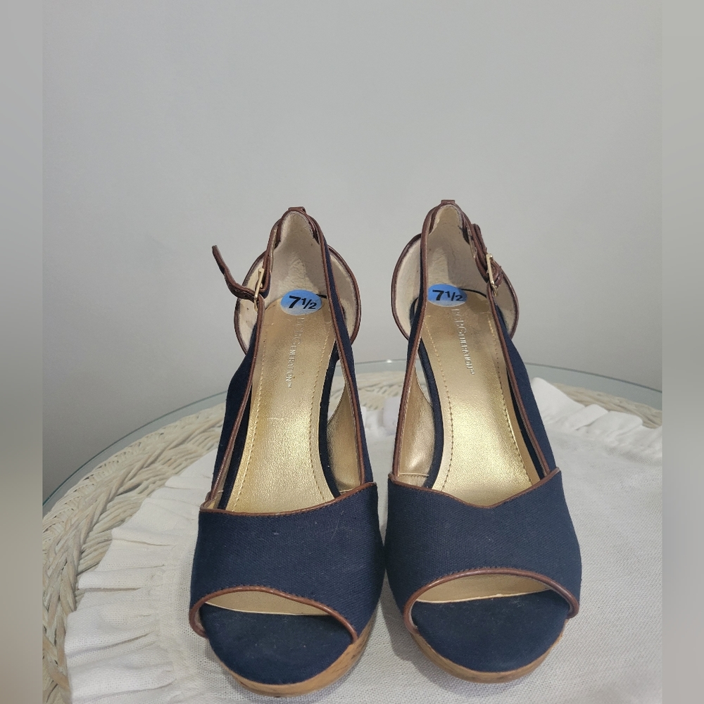 BCBG denim wedge sandal - Picture 4 of 5